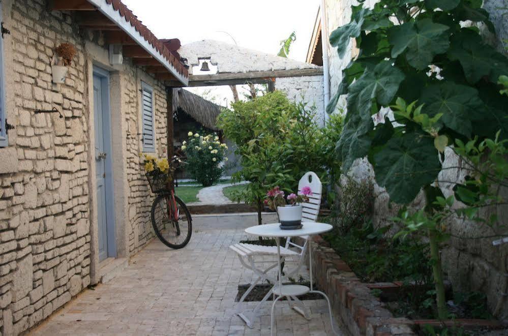 Moy Hotel Alaçatı Esterno foto